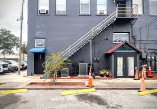 106 E Tarpon Ave, Tarpon Springs, FL for lease Building Photo- Image 2 of 8