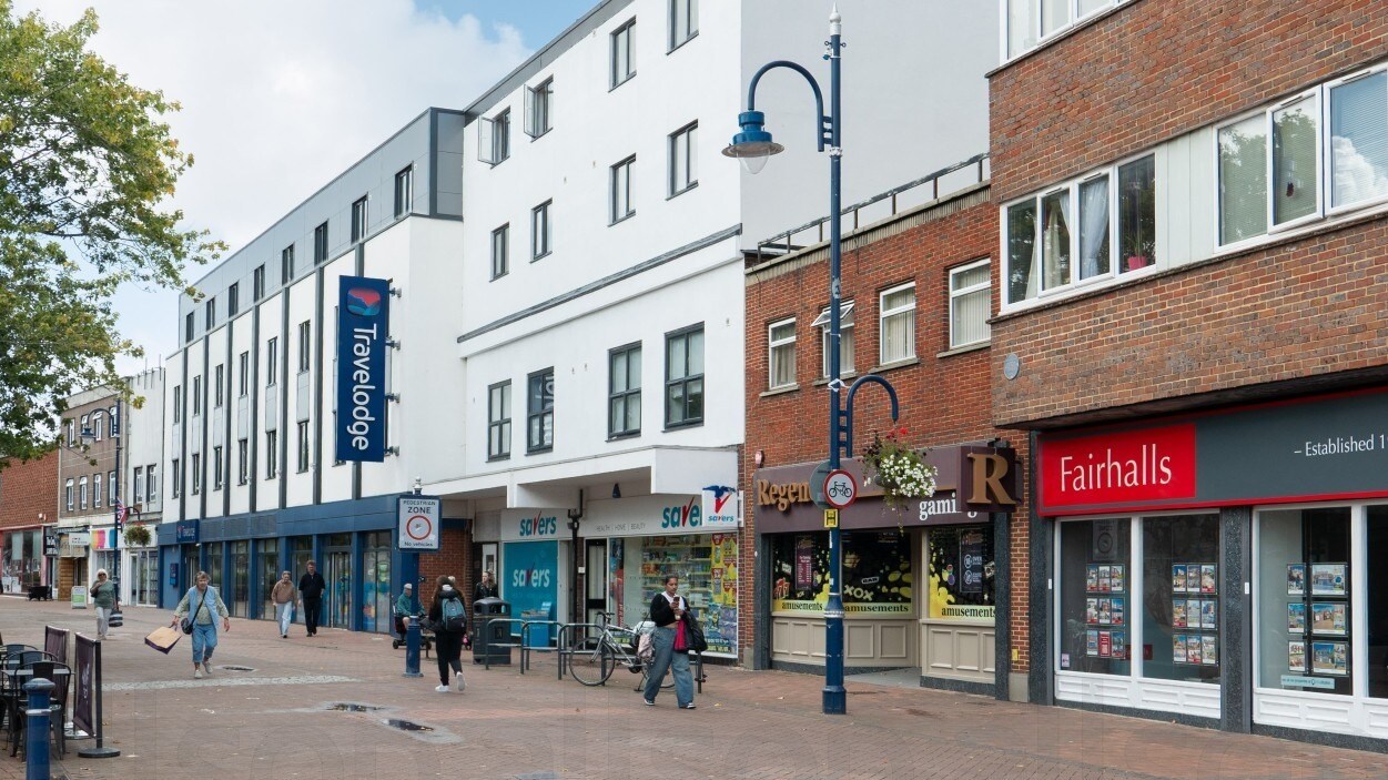 17-17B High St, Gosport à vendre Photo du bâtiment- Image 1 de 1