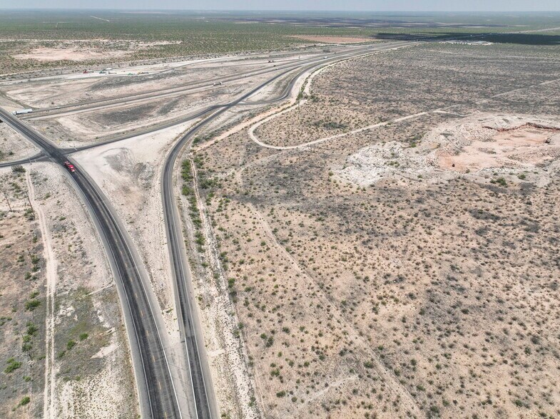 31651 S FM 1053, Odessa, TX à louer - Photo principale - Image 1 de 17