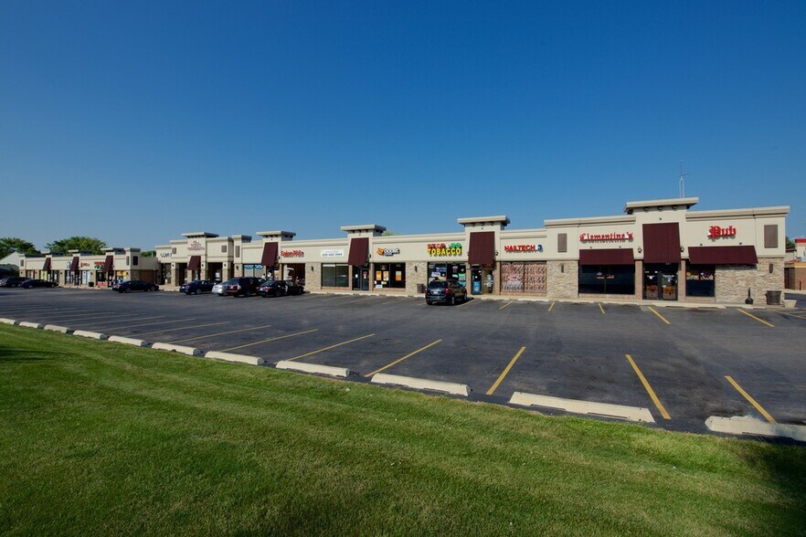 317-361 Schmidt Rd, Bolingbrook, IL à louer - Photo du bâtiment - Image 2 de 2