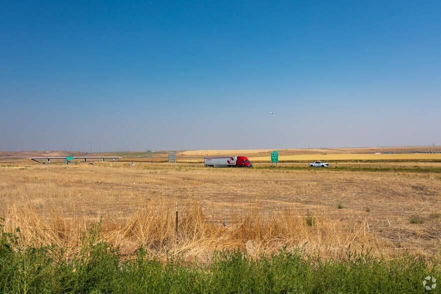 E 64th St & Pena Blvd, Denver, CO for sale - Building Photo - Image 2 of 3