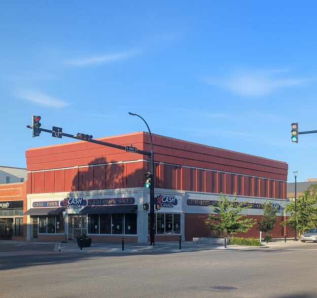 302 5 St S, Lethbridge, AB à louer - Photo principale - Image 1 de 3