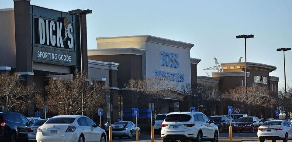 4601 Montgomery Hwy, Dothan, AL à louer Photo du bâtiment- Image 1 de 6