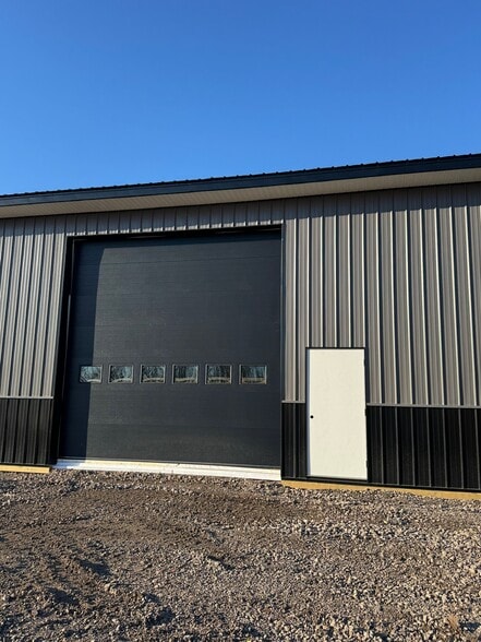 296 Fisher Rd, Rochester, NY for lease - Building Photo - Image 2 of 4