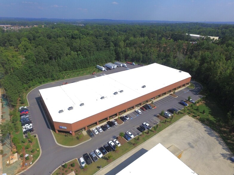 5750 Commerce Blvd, Alpharetta, GA for lease - Building Photo - Image 3 of 4