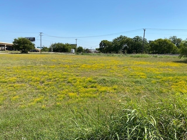 428 NE Wilshire Blvd, Burleson, TX à vendre Photo principale- Image 1 de 10