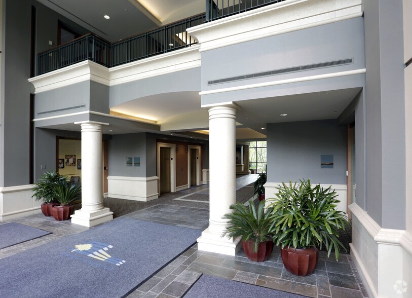555 Croton Rd, King Of Prussia, PA à louer - Hall d’entrée - Image 2 de 14