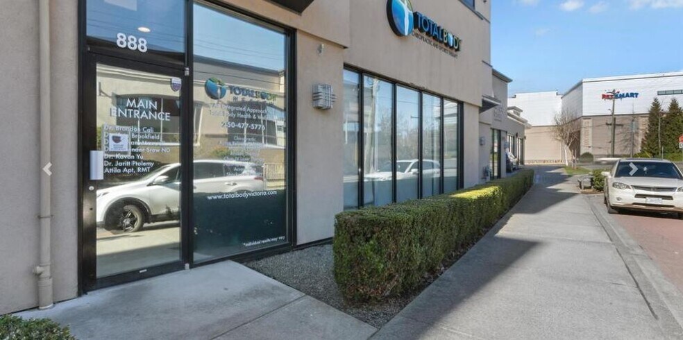 888 Short St, Victoria, BC for sale - Building Photo - Image 1 of 1