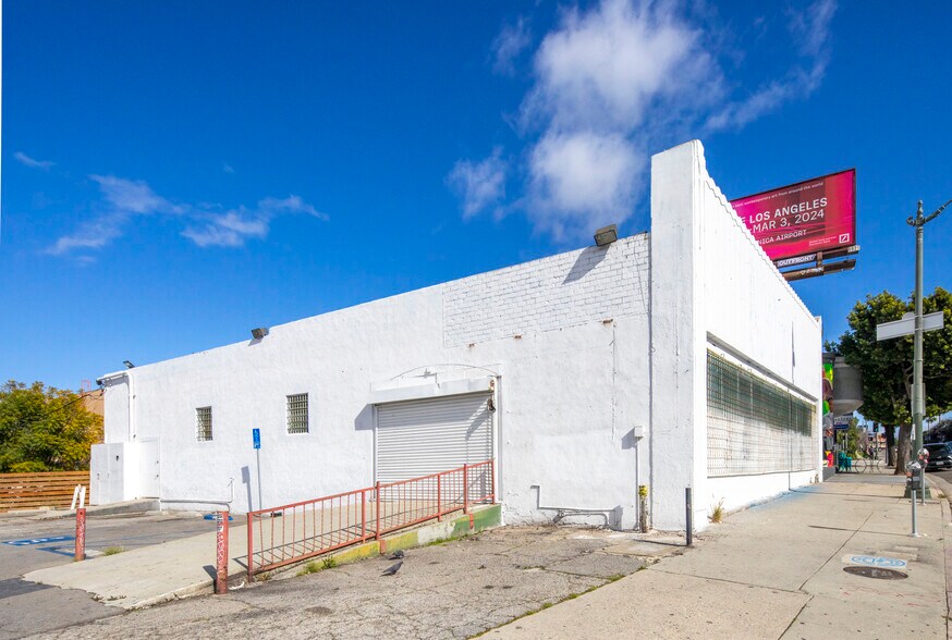 2511-2513 W Sunset Blvd, Los Angeles, CA à louer - Photo du bâtiment - Image 2 de 9
