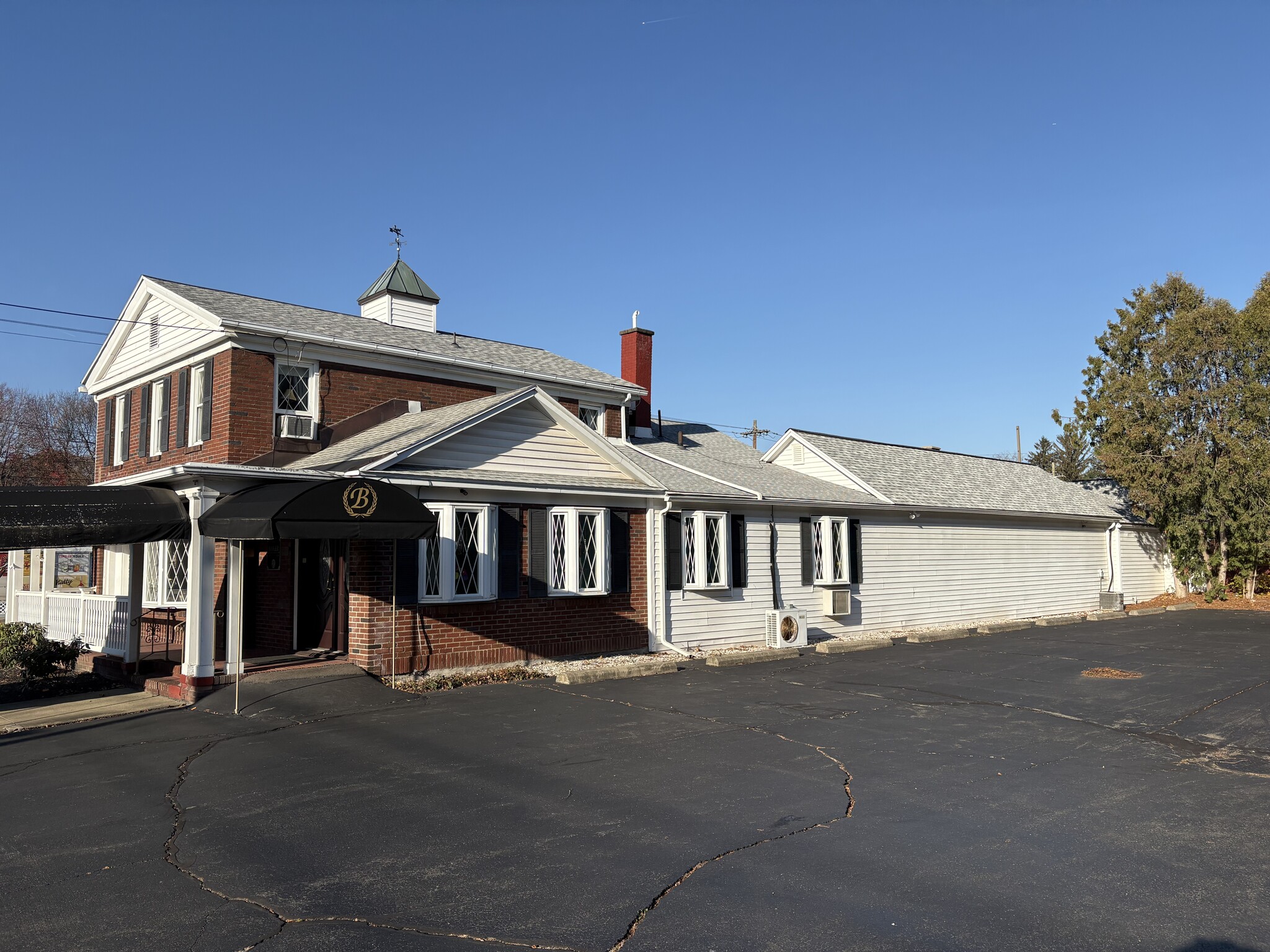 640 W Gray St, Elmira, NY à vendre Photo principale- Image 1 de 2