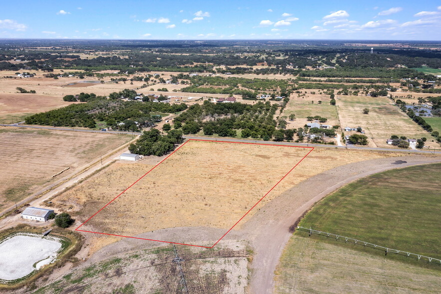 TBD County Road 5710, Devine, TX à vendre - Photo principale - Image 1 de 1