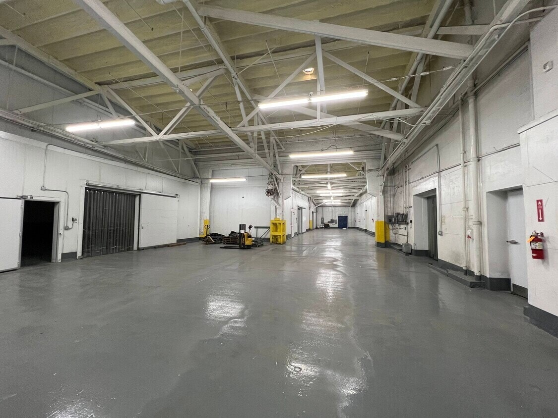 1937-2035 E Vernon Ave, Vernon, CA for sale Interior Photo- Image 1 of 9