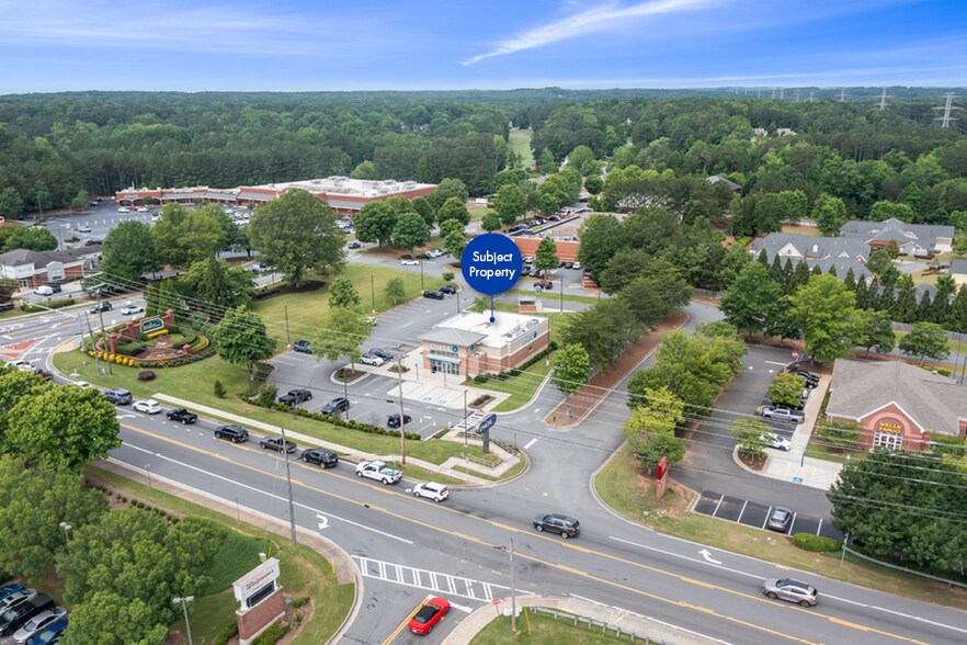 1775 Mars Hill Rd NW, Acworth, GA à vendre - Photo du bâtiment - Image 2 de 6