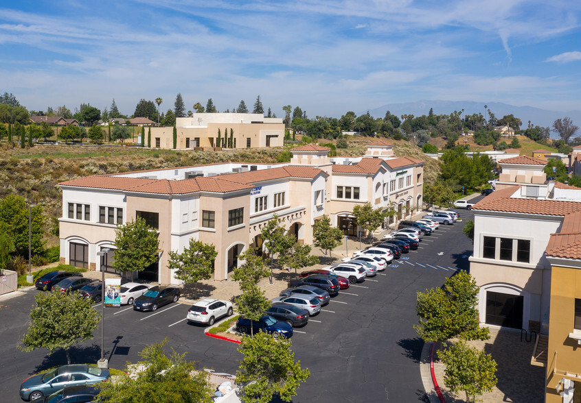 1455 Ford St, Redlands, CA à louer - Photo du bâtiment - Image 2 de 5