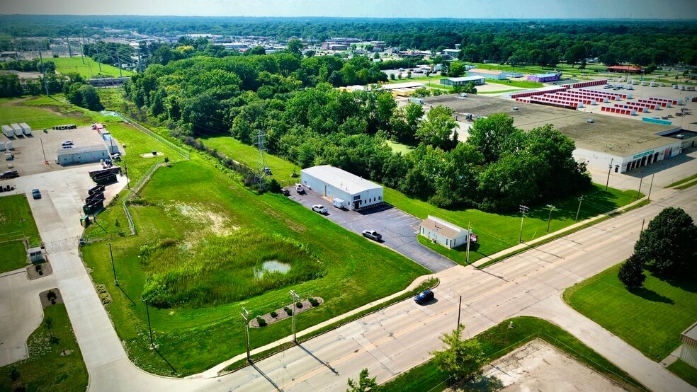 2801 N Jasper St, Decatur, IL for sale - Building Photo - Image 3 of 27