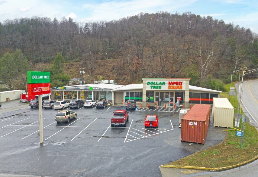 2007 E Main St, Cumberland, KY à vendre - Photo du bâtiment - Image 2 de 7