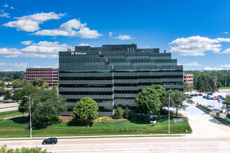 18W200 W 22nd St, Oakbrook Terrace, IL - Aérien  Vue de la carte - Image1