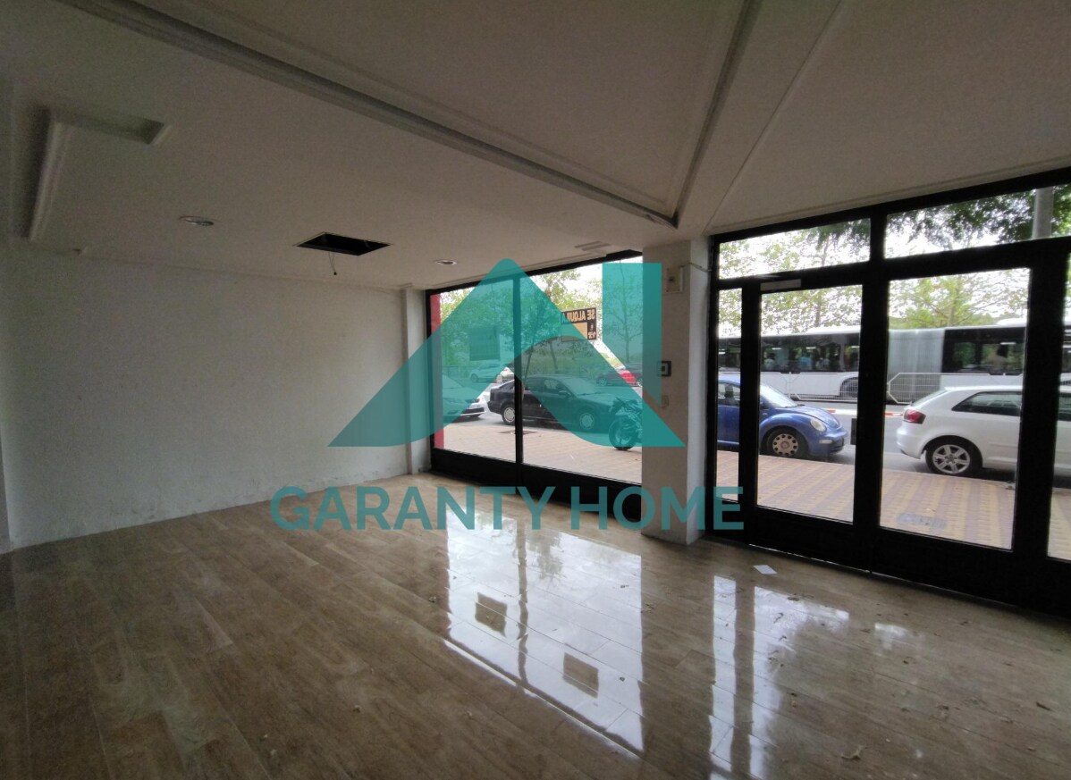 Retail in Cáceres, Cáceres for lease Interior Photo- Image 1 of 6