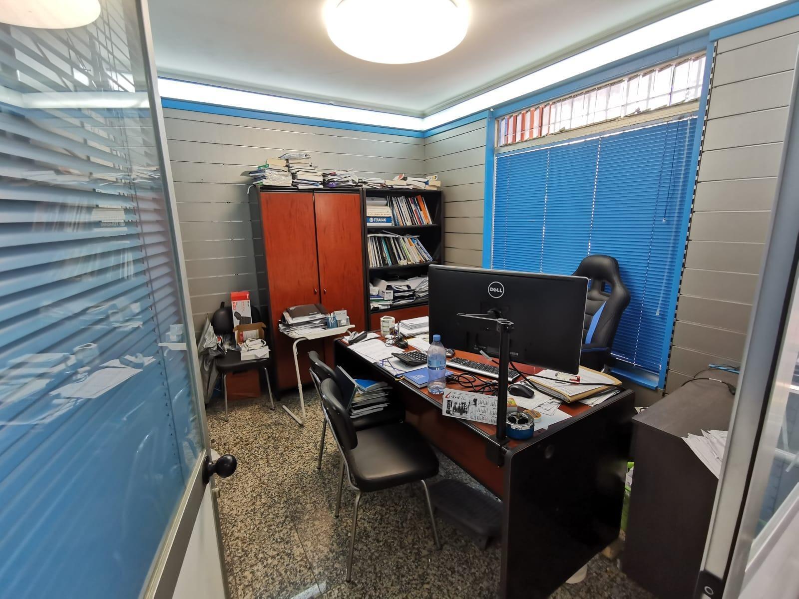Retail in Cáceres for sale Building Photo- Image 1 of 9