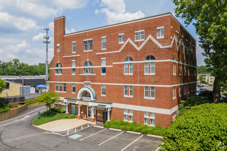 1223 N Providence Rd, Media, PA for lease - Primary Photo - Image 1 of 5