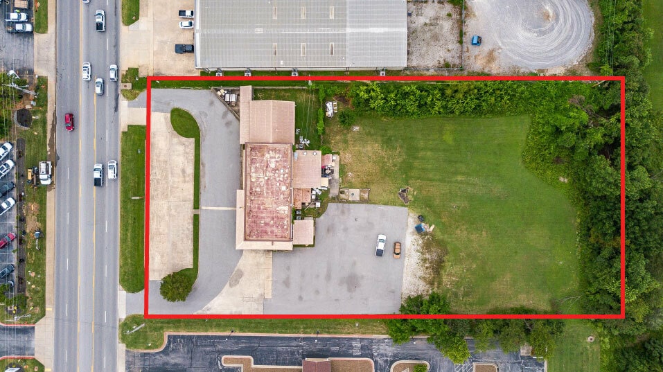 2806 S Walton Blvd, Bentonville, AR for sale - Building Photo - Image 3 of 4