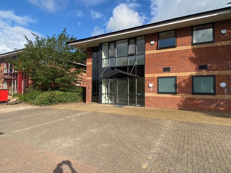 Commercial Rd, Darwen for sale - Building Photo - Image 1 of 6