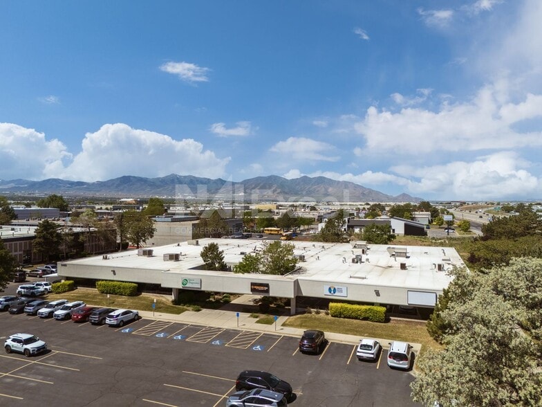 3489 W 2100 S, Salt Lake City, UT for lease - Building Photo - Image 2 of 11