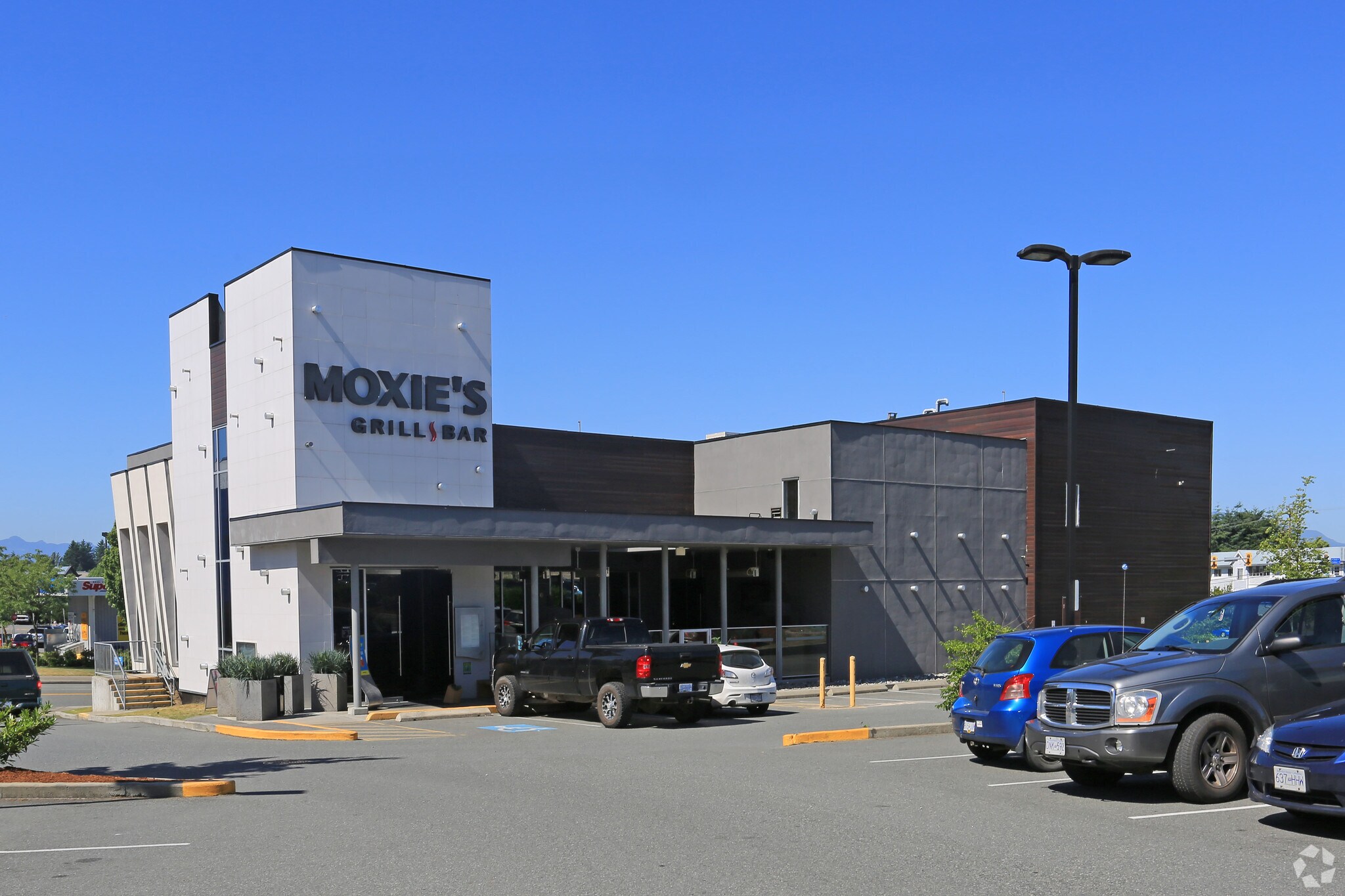 32760 Simon Ave, Abbotsford, BC for sale Primary Photo- Image 1 of 1