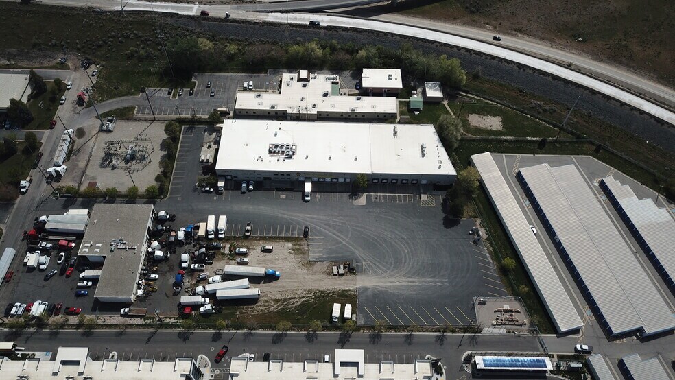 Orange Street Industrial portfolio of 2 properties for sale on LoopNet.ca - Aerial - Image 3 of 26