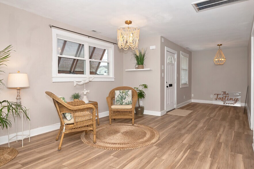 1512 E Bayview Blvd, Norfolk, VA à vendre - Photo du bâtiment - Image 2 de 35