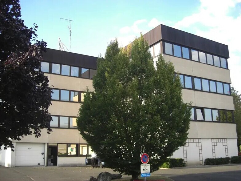 28 Rue Des Granges Galand, Saint-Avertin à louer - Photo du bâtiment - Image 3 de 7