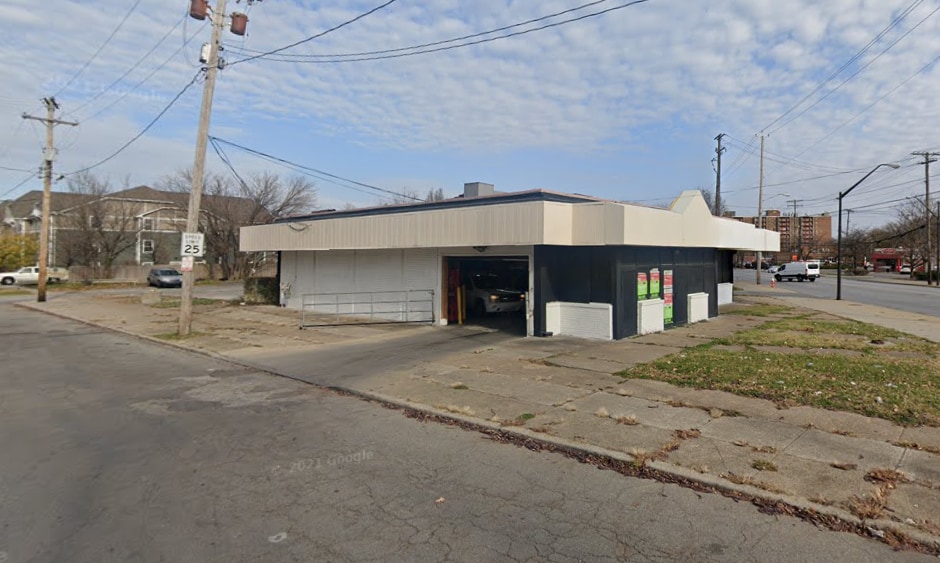 10305 Saint Clair Ave, Cleveland, OH for lease - Building Photo - Image 2 of 7