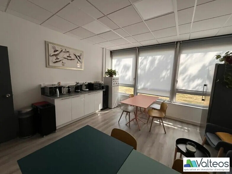 4 Rue De La Tuilerie, Balma for lease - Interior Photo - Image 3 of 10