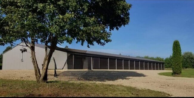 More details for N1169 County Road V, Campbellsport, WI - Specialty for Sale