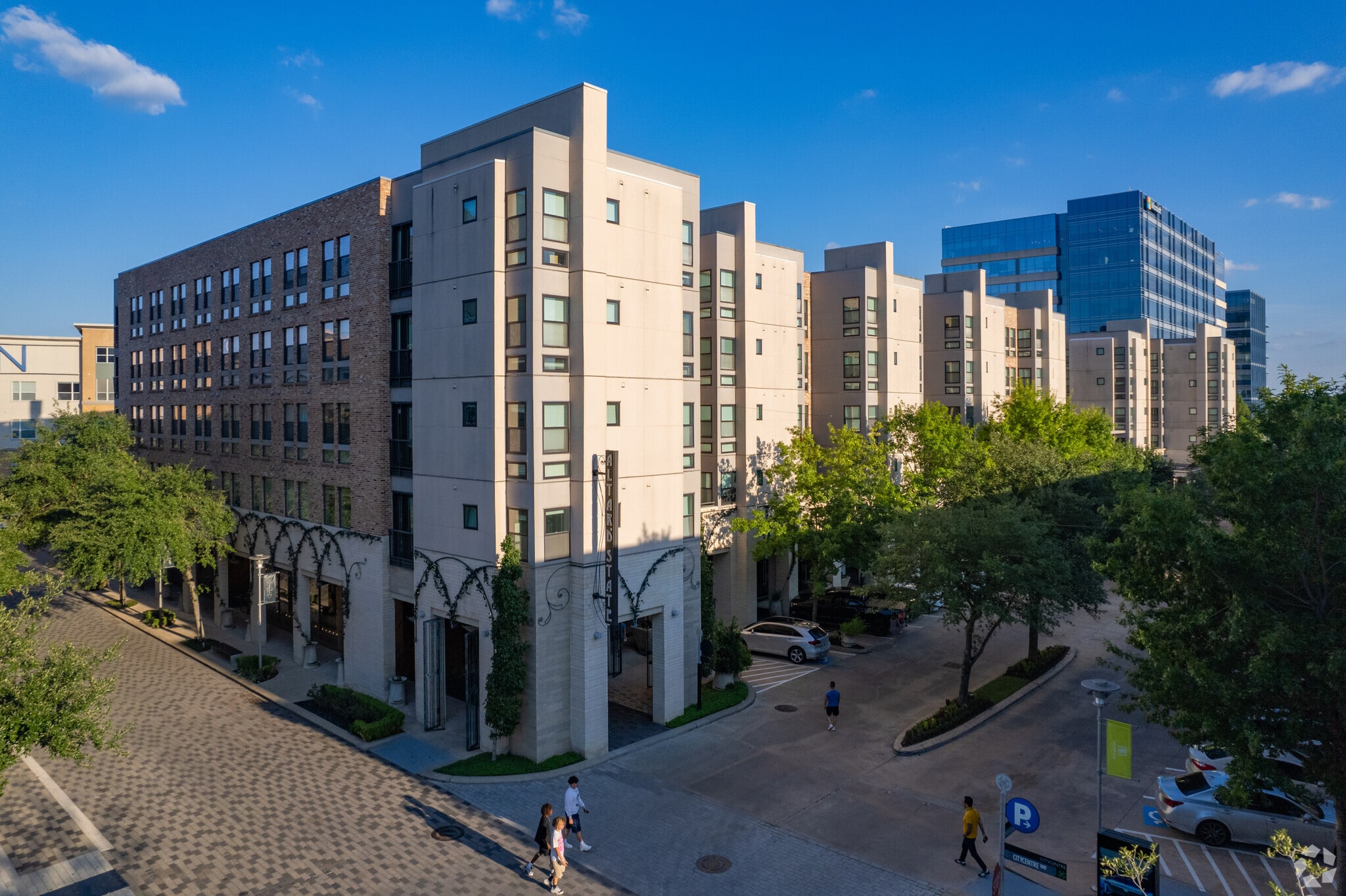 12808 Queensbury Ln, Houston, TX for lease Primary Photo- Image 1 of 56