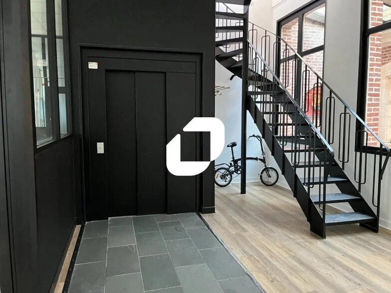 17 Rue Du Nouveau Siècle, Lille à louer - Photo du bâtiment - Image 3 de 22