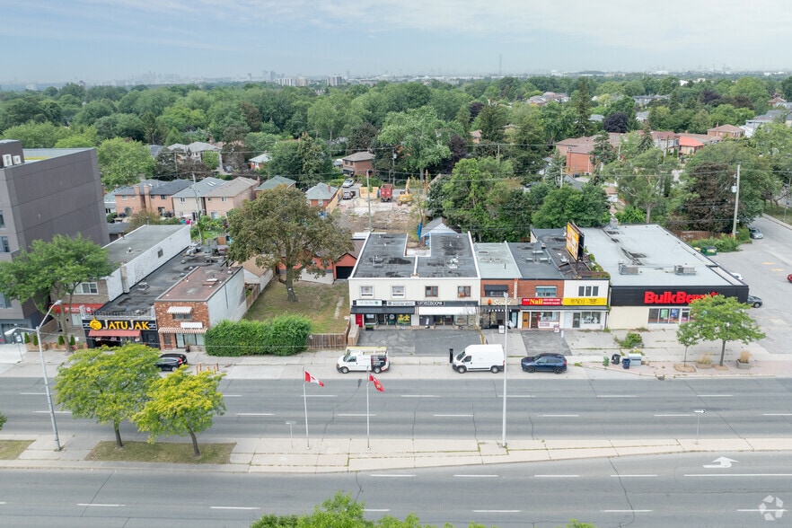 2400 Kingston Rd, Toronto, ON for lease - Aerial - Image 3 of 4