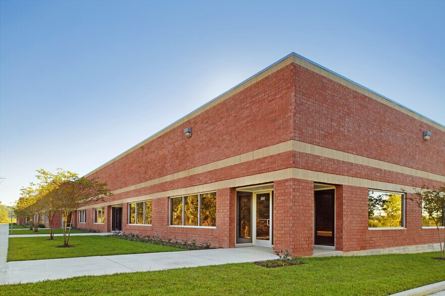 8184 Hwy 44, Gonzales, LA à louer - Photo du bâtiment - Image 2 de 21