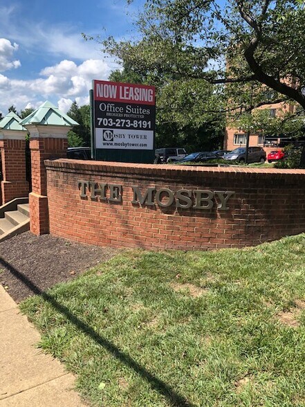 10560 Main St, Fairfax, VA à louer - Photo du bâtiment - Image 2 de 5