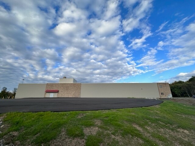 401 Three Springs, Weirton, WV à louer - Photo du bâtiment - Image 3 de 24