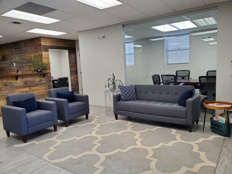 1118 Hampton Ave, Saint Louis, MO for lease - Lobby - Image 3 of 20