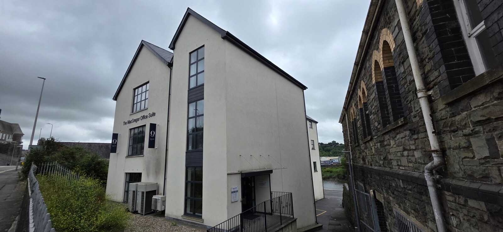 The Quay, Carmarthen for lease Primary Photo- Image 1 of 2