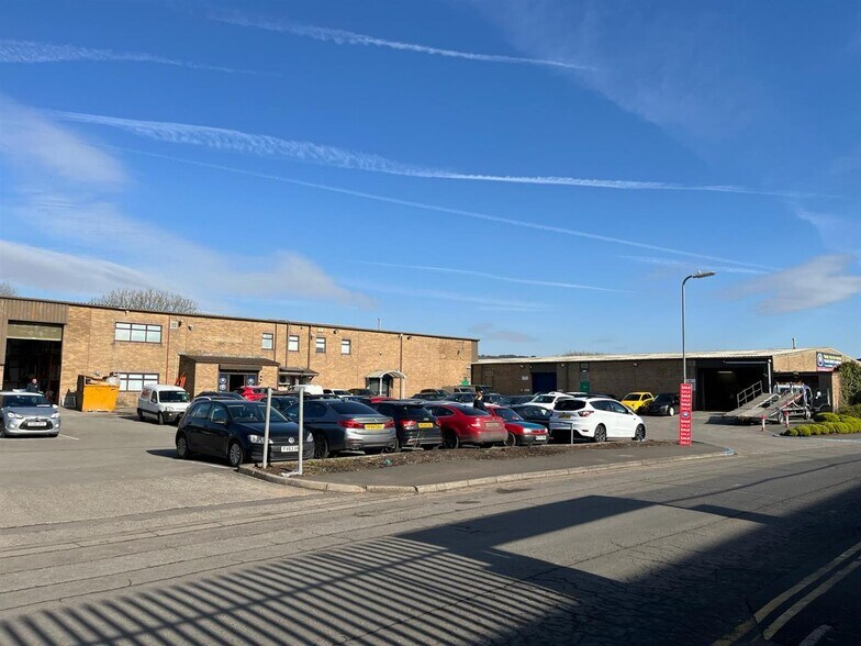 Neath Abbey Business Park, Neath à louer - Photo du bâtiment - Image 3 de 4