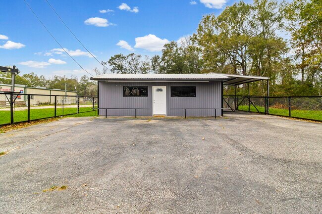 More details for 23430 Sorters Rd, Porter, TX - Office for Lease