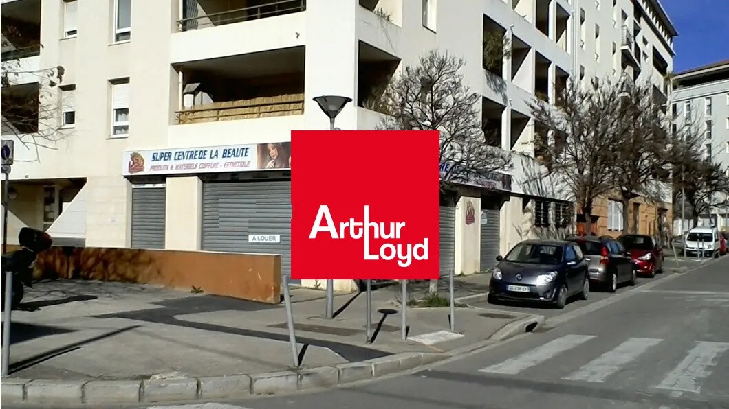 Commerce de détail dans Aubagne à louer Photo du bâtiment- Image 1 de 11