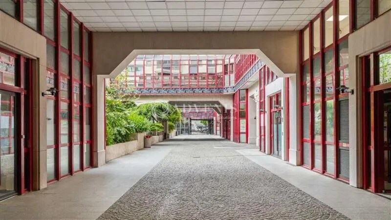 Bureau dans Paris à vendre - Photo du bâtiment - Image 2 de 10