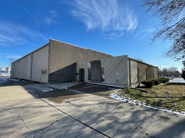 11224 Cornell Park Dr, Blue Ash, OH for lease - Building Photo - Image 3 of 5