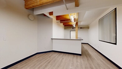 819 SE Morrison St, Portland, OR for lease Matterport 3D Scan- Image 2 of 11