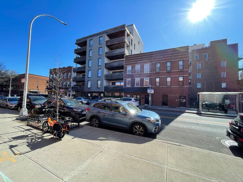 257 Columbia St, Brooklyn, NY à vendre - Photo du bâtiment - Image 2 de 25