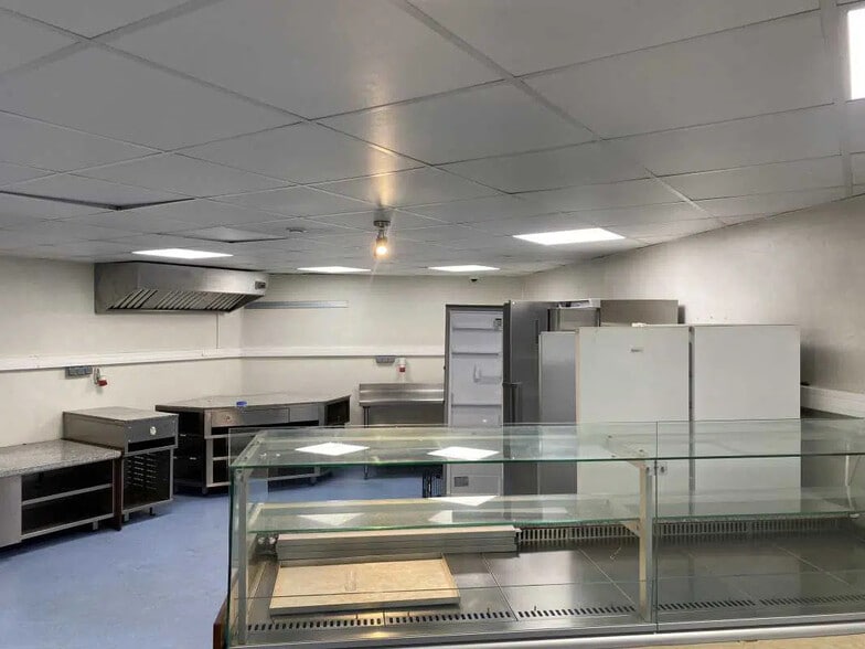 Flex in Lille for lease - Interior Photo - Image 3 of 7